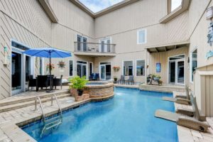 Benefits Of Owning A Pool In Knoxville - Holli McCray Home Marketing Group